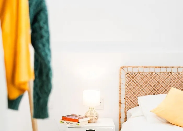 Bucio Coliving אכסניה